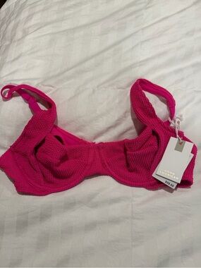 Good American Hot Pink Textured Underwire Bikini Top